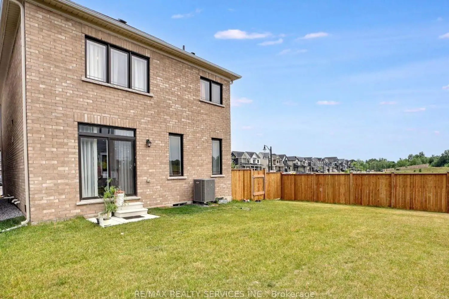 Additional image 10 of 237 Eastbridge Avenue