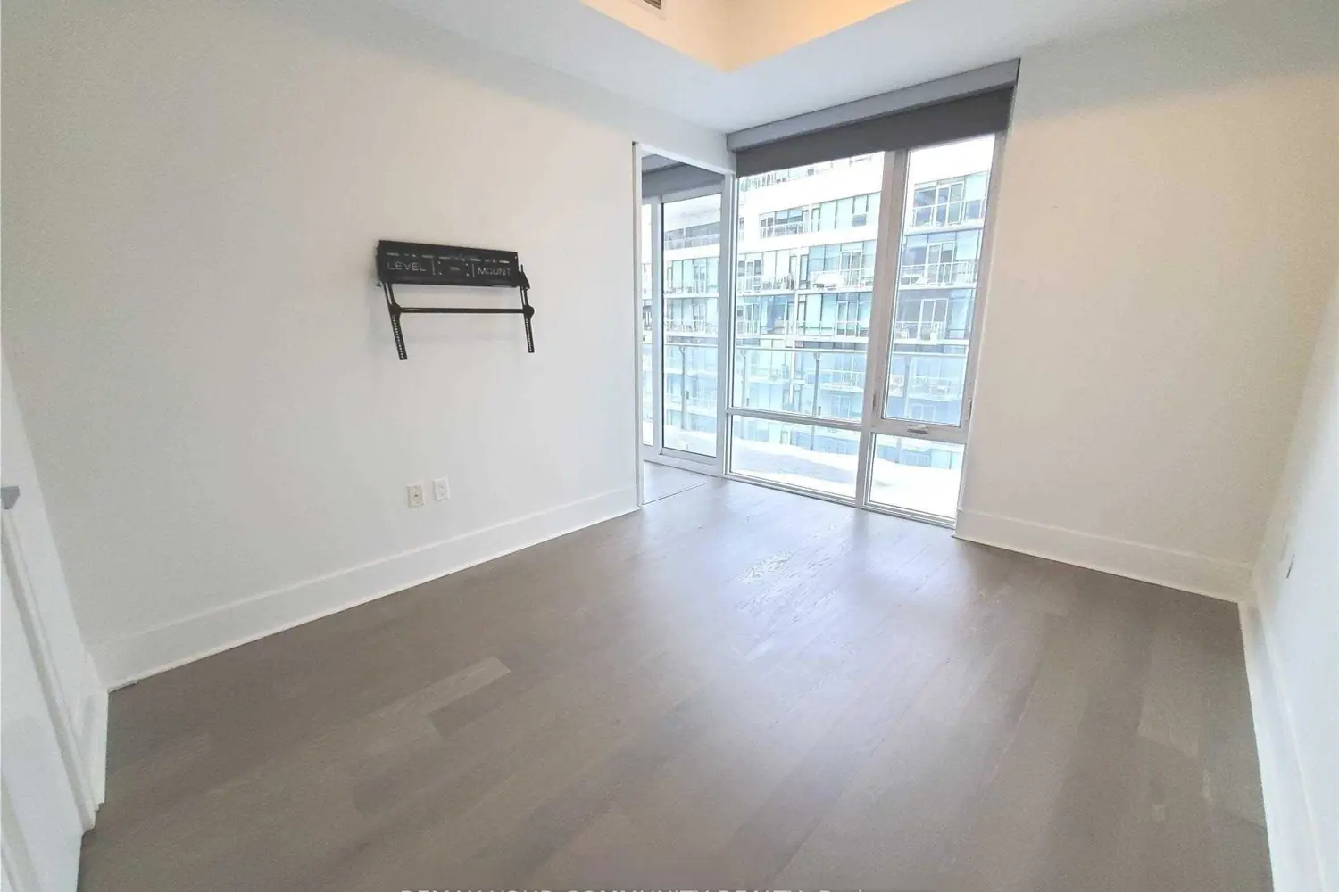 Additional image 10 of 29 Queens Quay 918