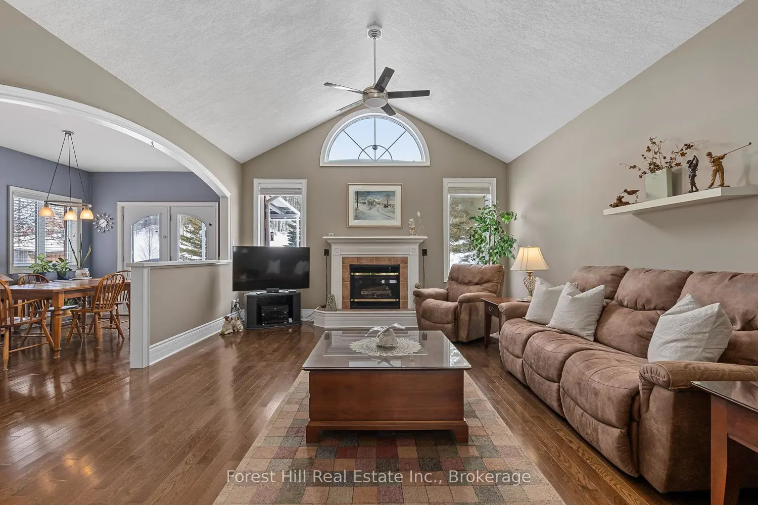 74 Wasaga Sands Drive photo 3