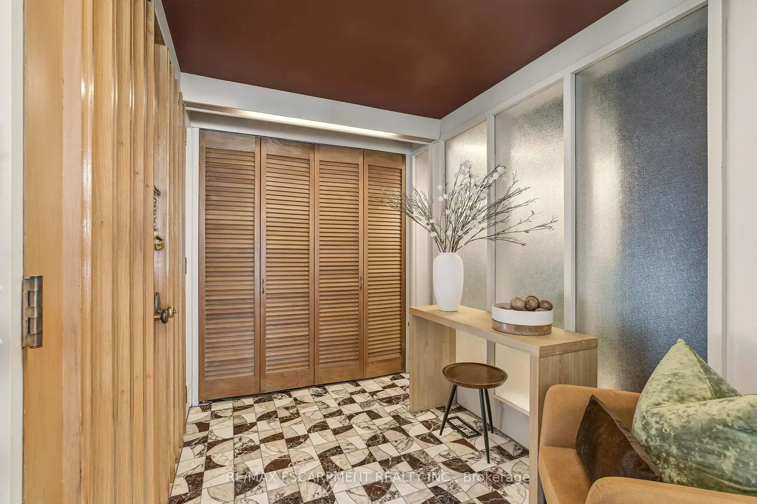 Additional image 2 of 2510 Britannia Road