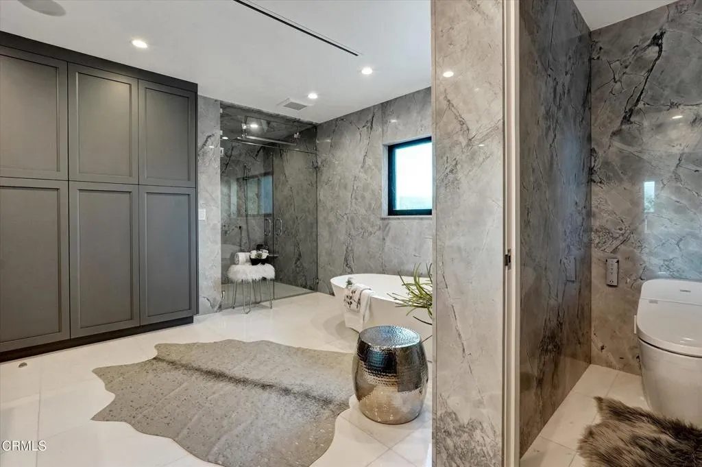 Additional image 91 of 4423 Bergamo Drive, Los Angeles, CA 91436