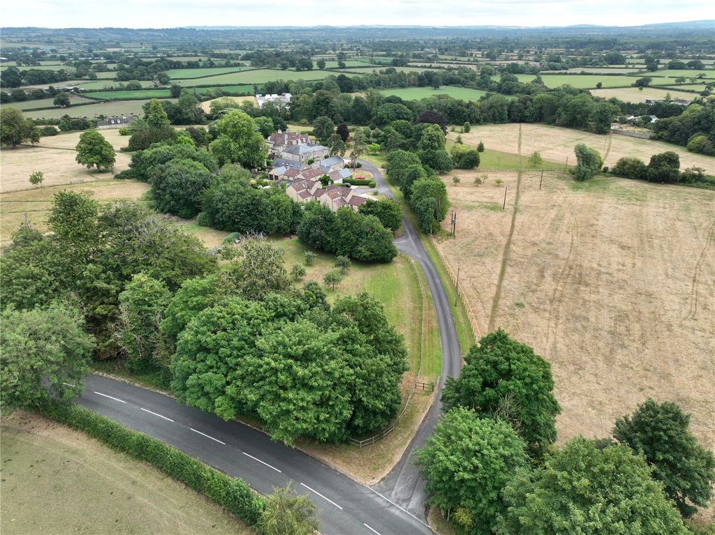 Additional image 15 of 2 bed flat for saleLattiford, Holbrook, Wincanton, Somerset BA9