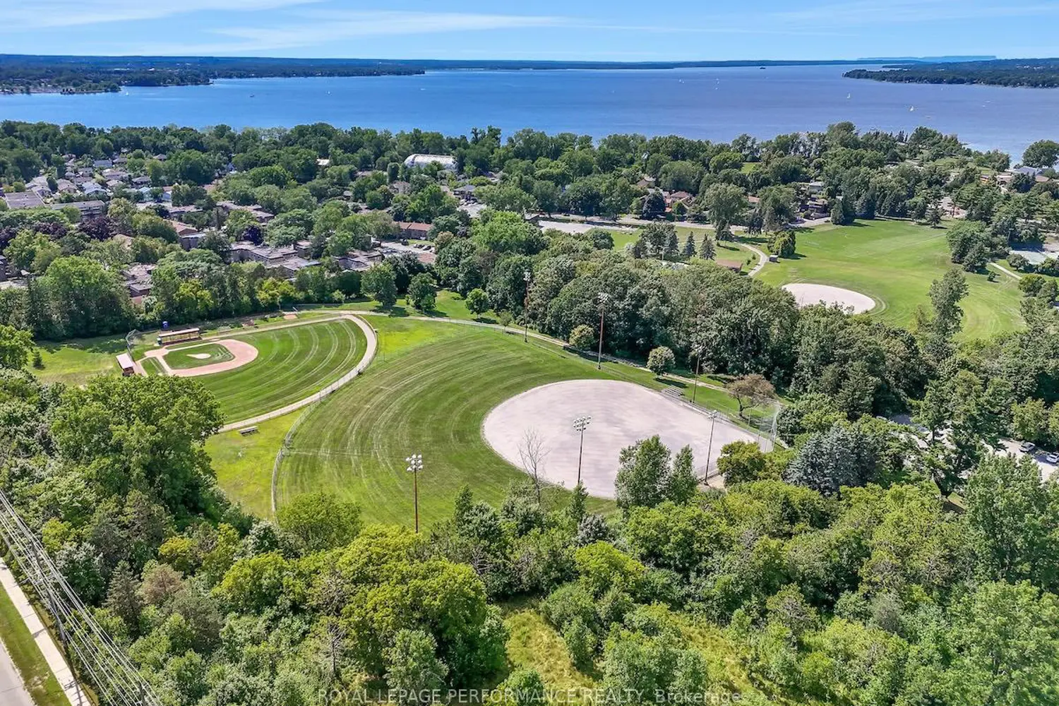 Additional image 19 of 415 Greenview Avenue 404