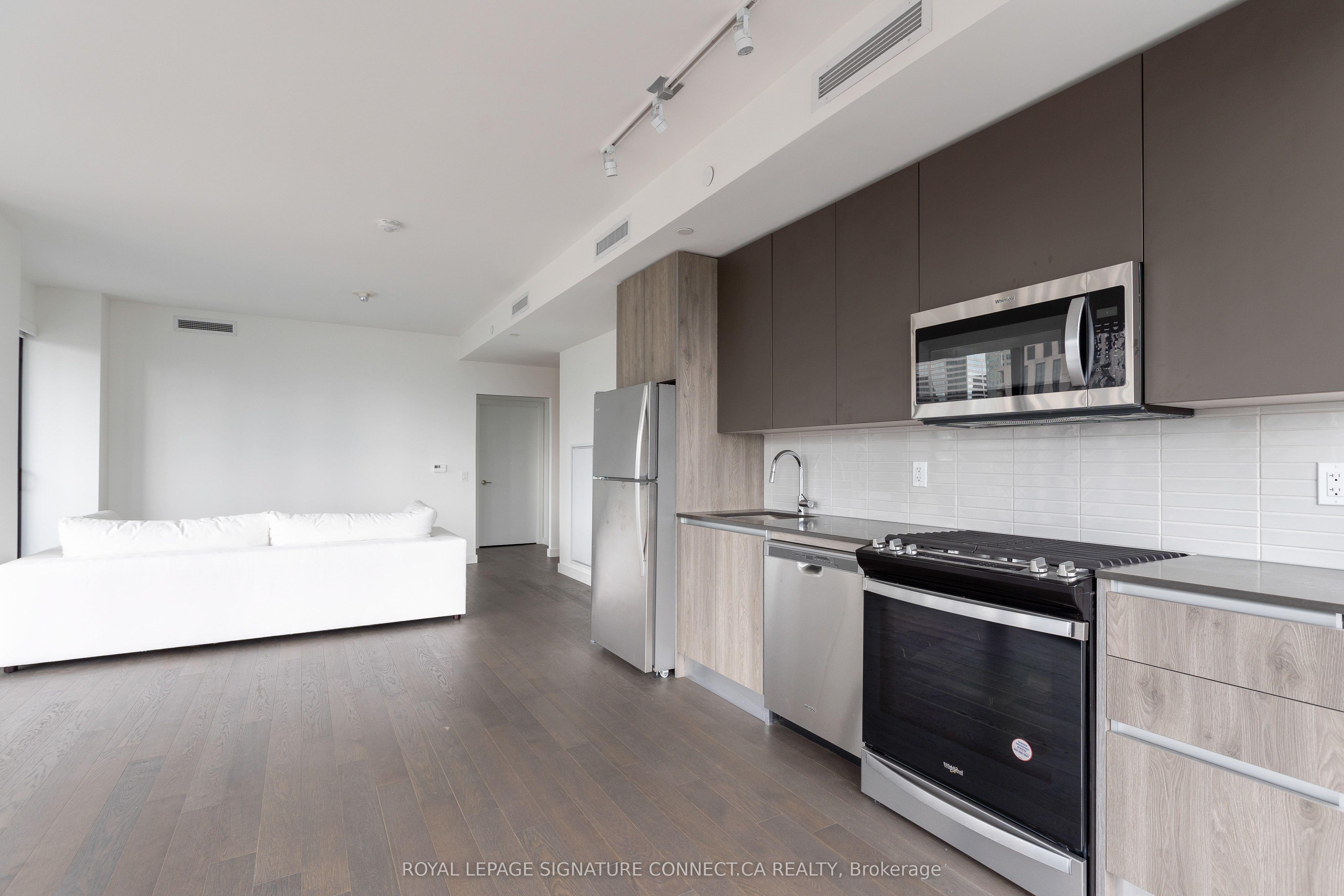 Additional image 3 of 2703-2A Church Street, Toronto, ON, M5E 0E1