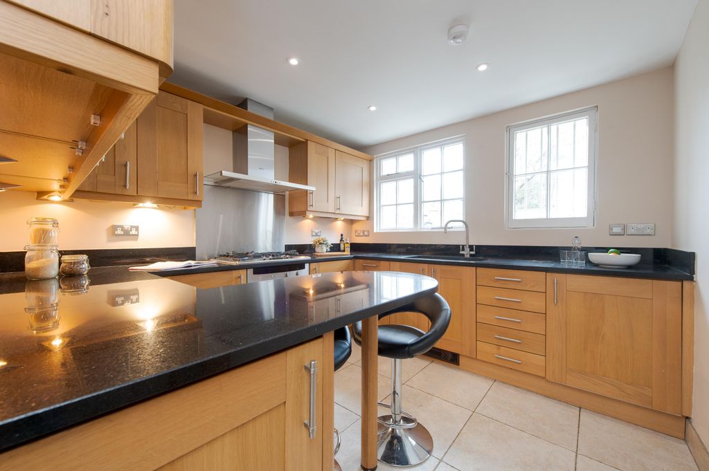 Additional image 23 of 7 bed detached house for saleBinswood Avenue, Leamington Spa, Warwickshire CV32
