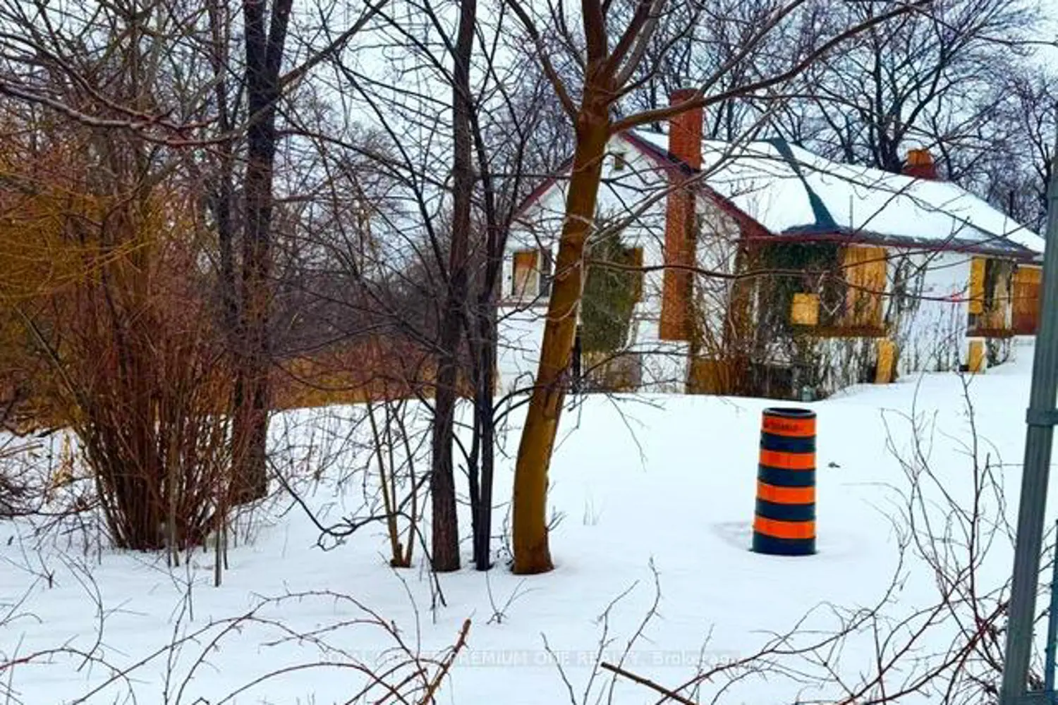 Additional image 7 of 2986 Weston Road