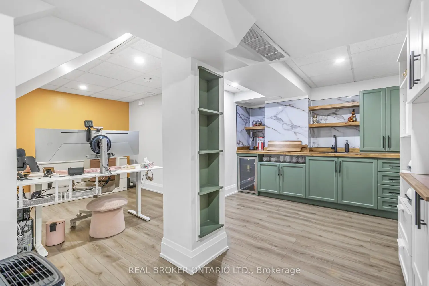 Additional image 12 of 184 Howard Crescent