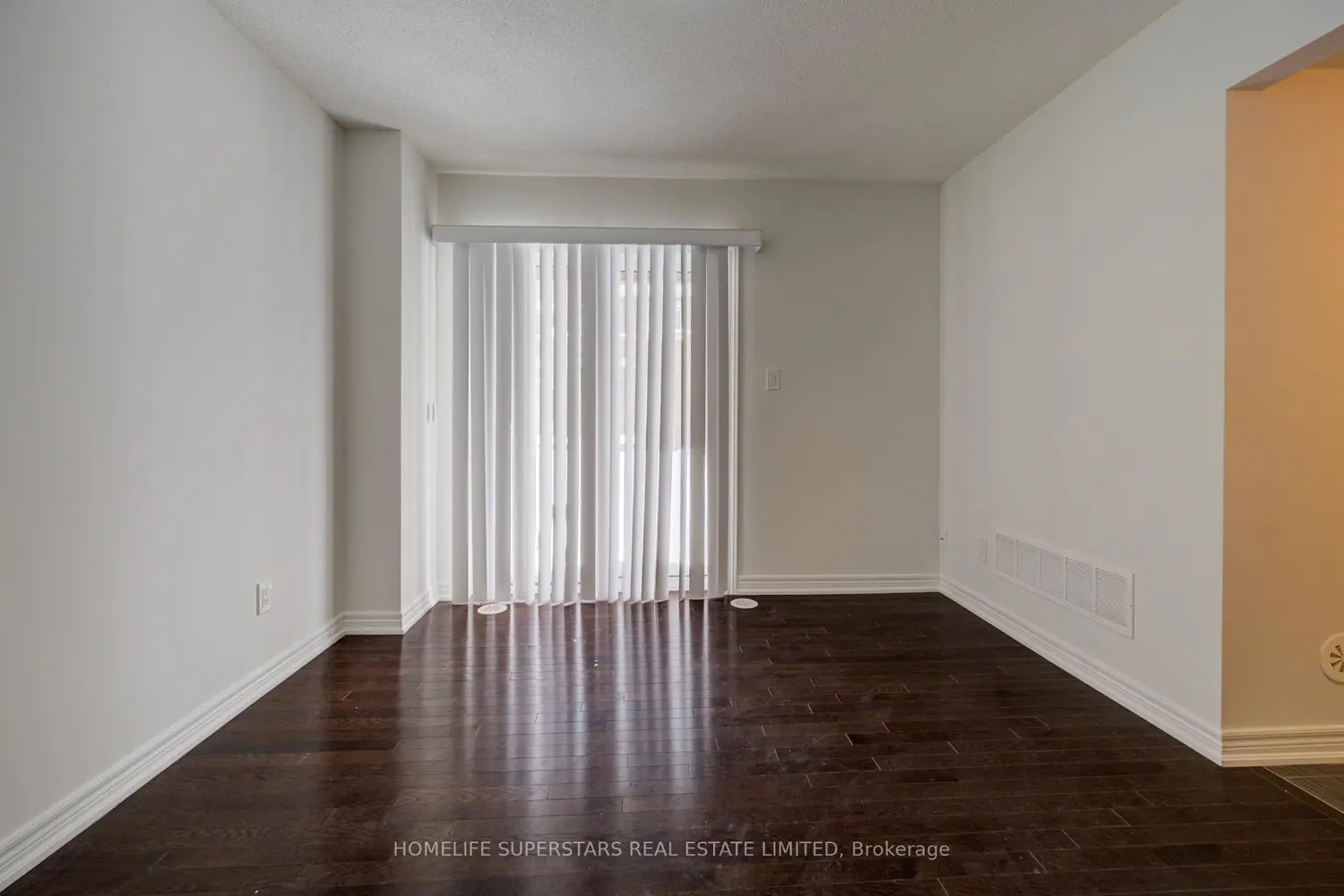 Additional image 4 of 9 Aspen Hills Road 40