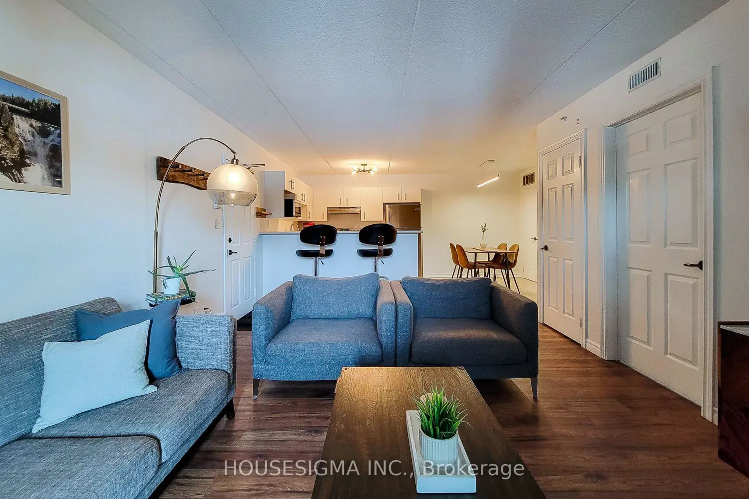 Additional image 3 of 4003 Kilmer Drive 204