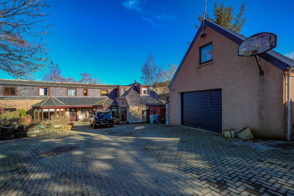 Additional image 2 of An Laroch, Alford