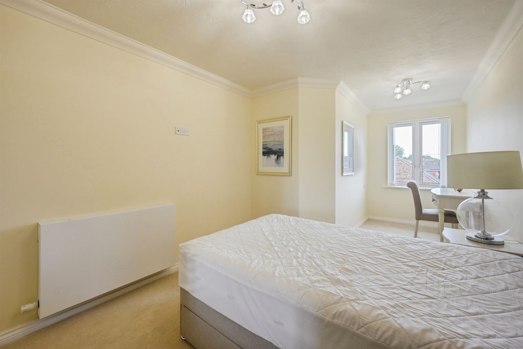 Additional image 8 of 1 bed flat for saleKing Edward Street, Ashbourne DE6