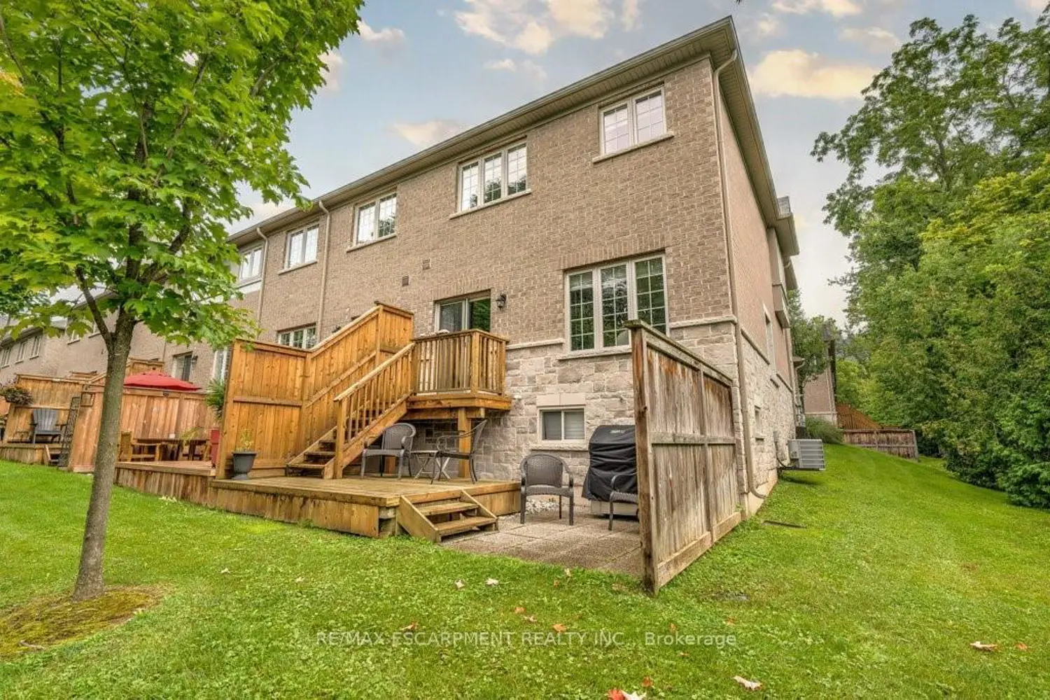 Additional image 16 of 2086 Ghent Avenue 19