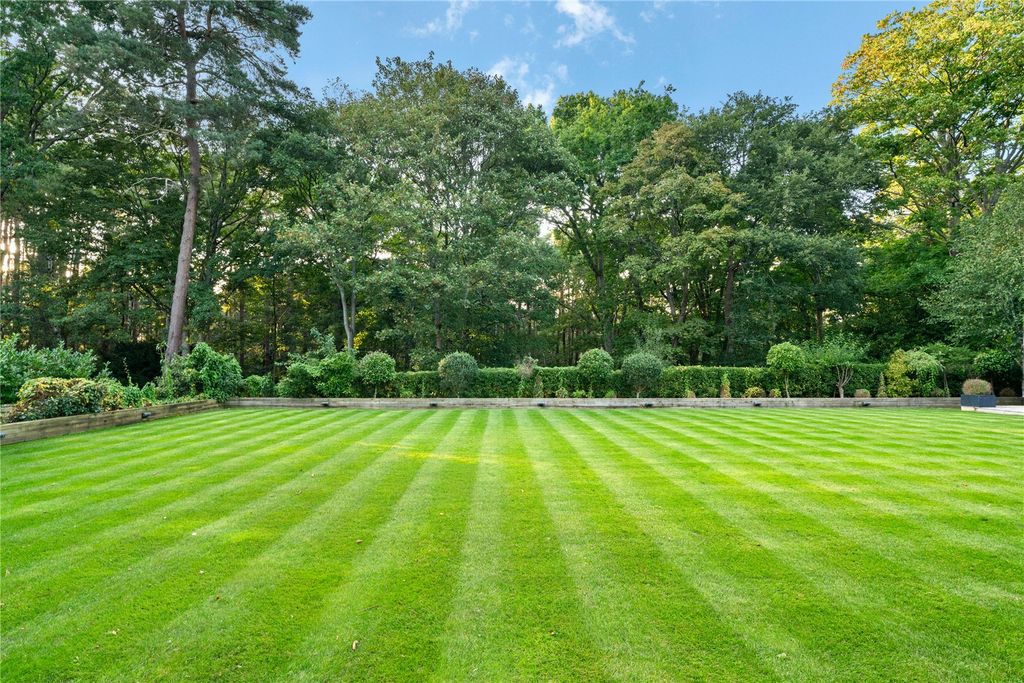 Additional image 18 of 6 bed detached house for saleHeathfield Avenue, Sunninghill, Berkshire SL5