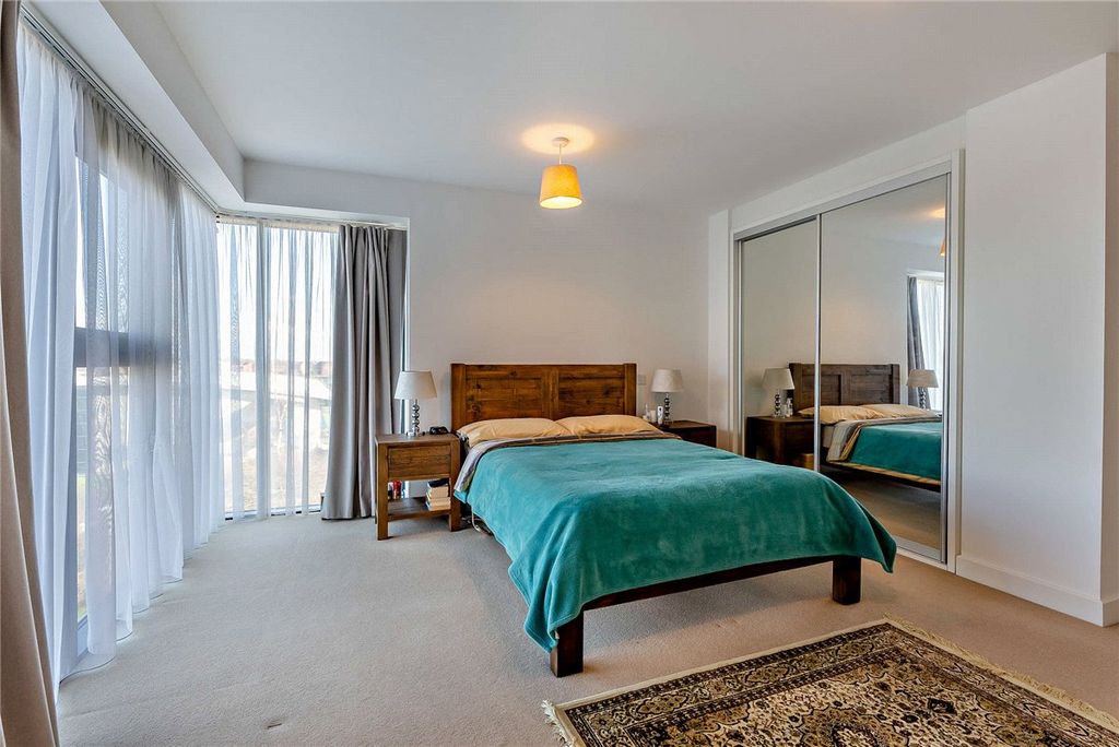 Additional image 10 of 2 bed flat for saleKingman Way, Newbury RG14