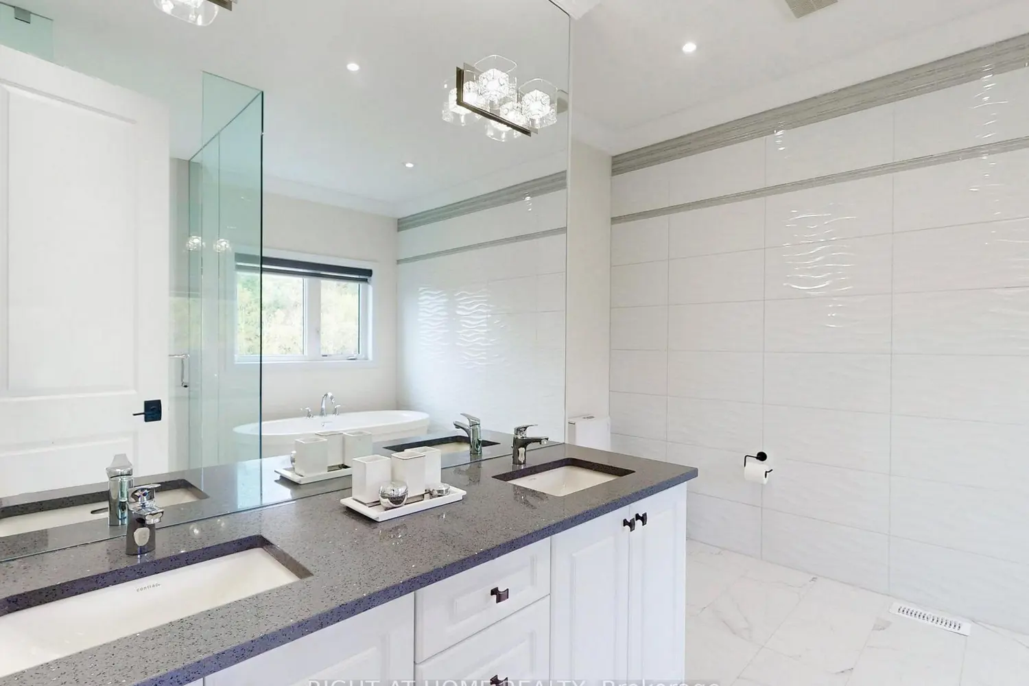 Additional image 9 of 216 Sunset Vista Court