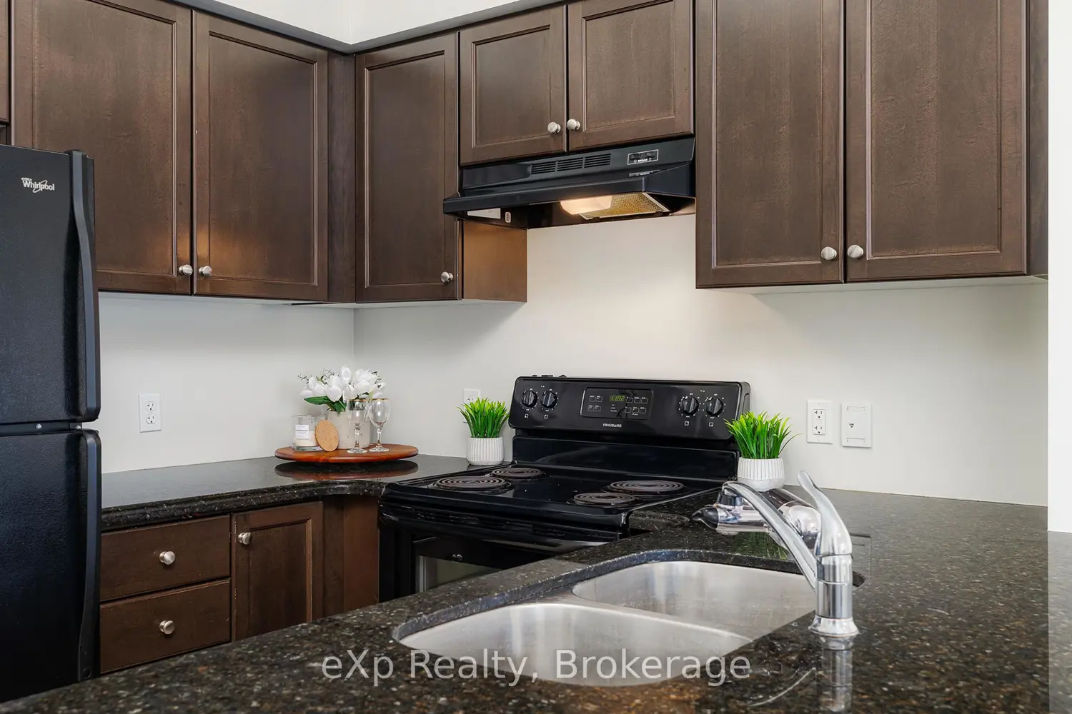 1440 Gordon Street 109 photo 5