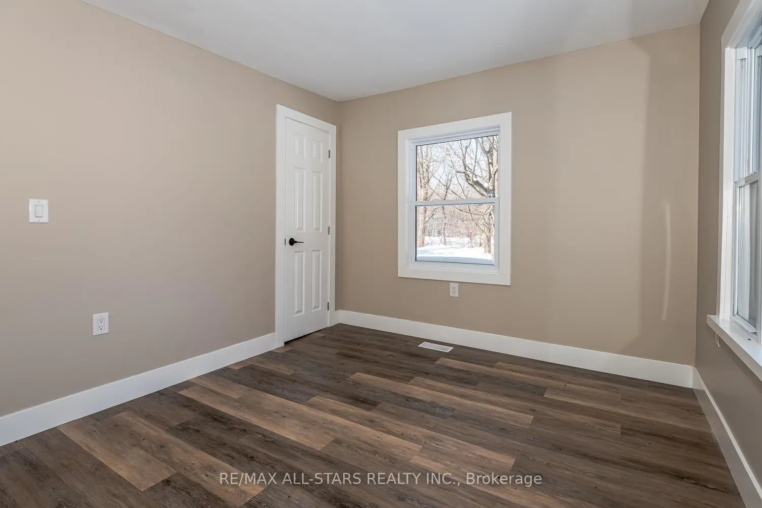 Additional image 10 of 12530 County Road 16 Road