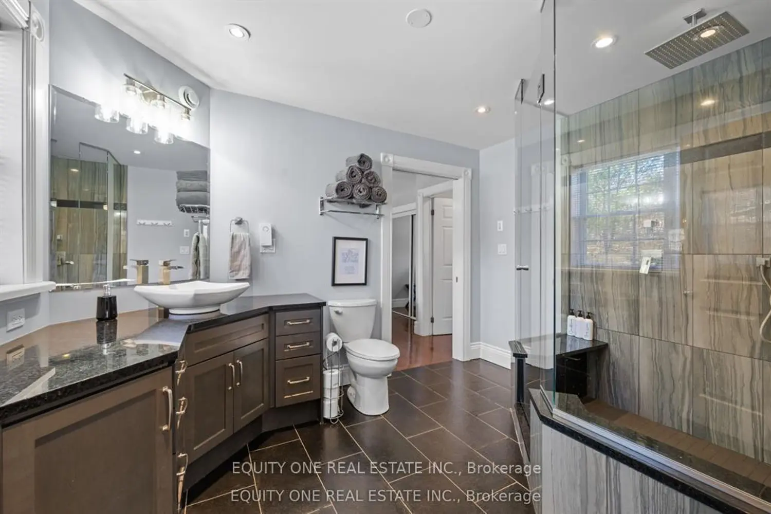 Additional image 10 of 1099C Polar Bear Lane