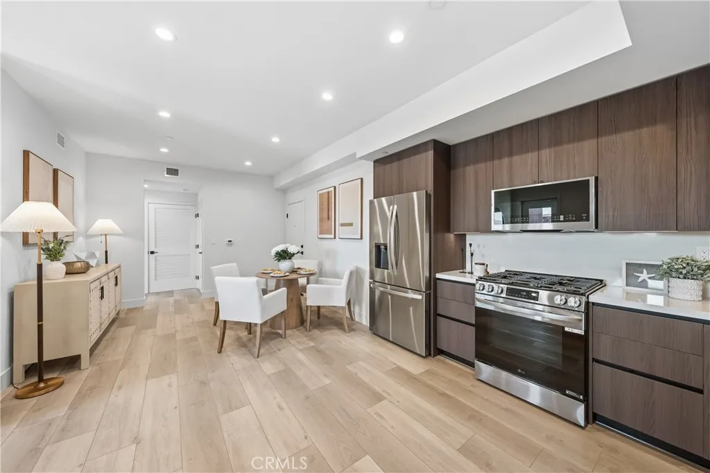 Additional image 31 of 150 S Oak Knoll Avenue Unit 105, Pasadena, CA 91101