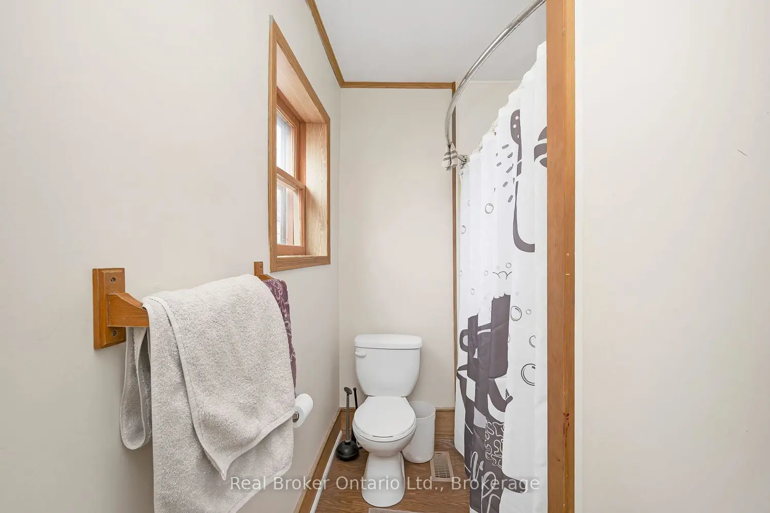 Additional image 12 of 122 King Street