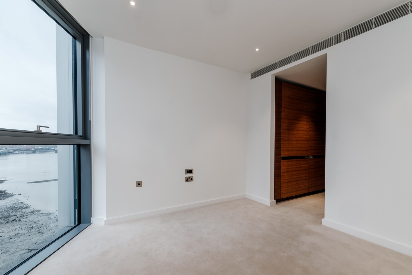 Additional image 12 of 2 Bed Flat, Waterfront Drive, SW10, N1 7GU