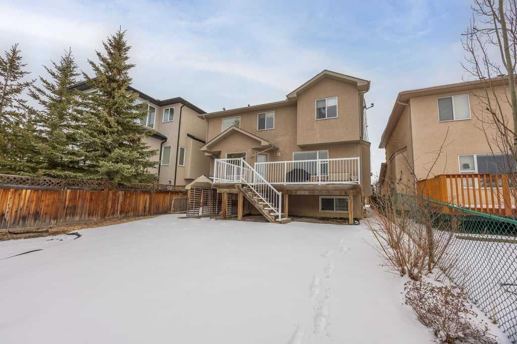 Additional image 3 of 19 Sienna Park Crescent SW, Calgary, AB, T3H 5H4