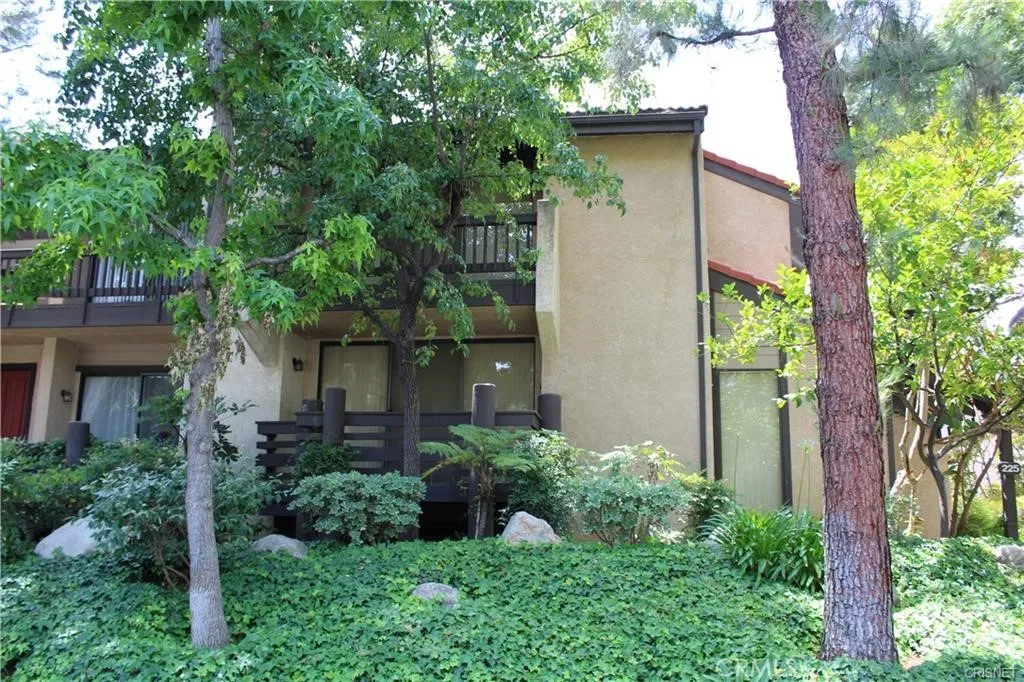 Additional image 22 of 21820 Marylee Street Unit 225, Woodland Hills, CA 91367