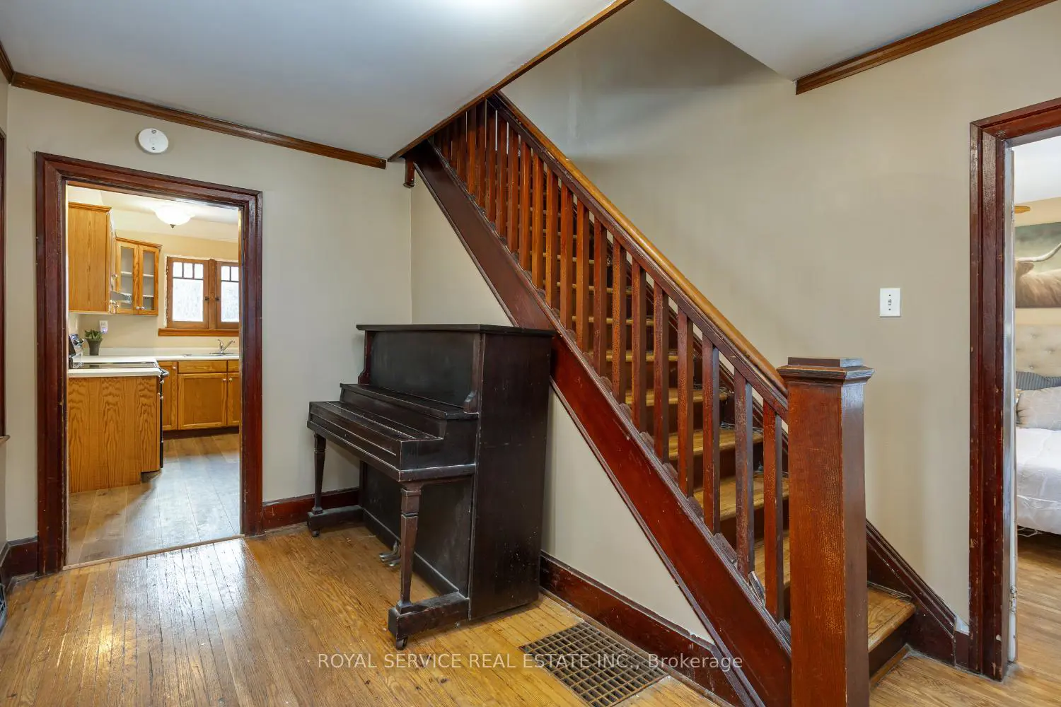 Additional image 9 of 909 7A Highway