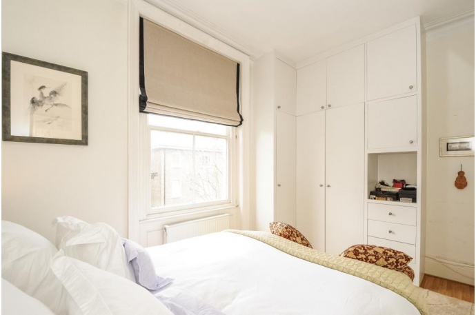 Additional image 5 of 2 Bed Flat, Stafford Terrace, W8, N1 7GU