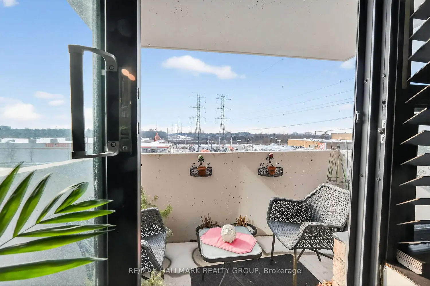 Additional image 14 of 2019 Bank Street 404