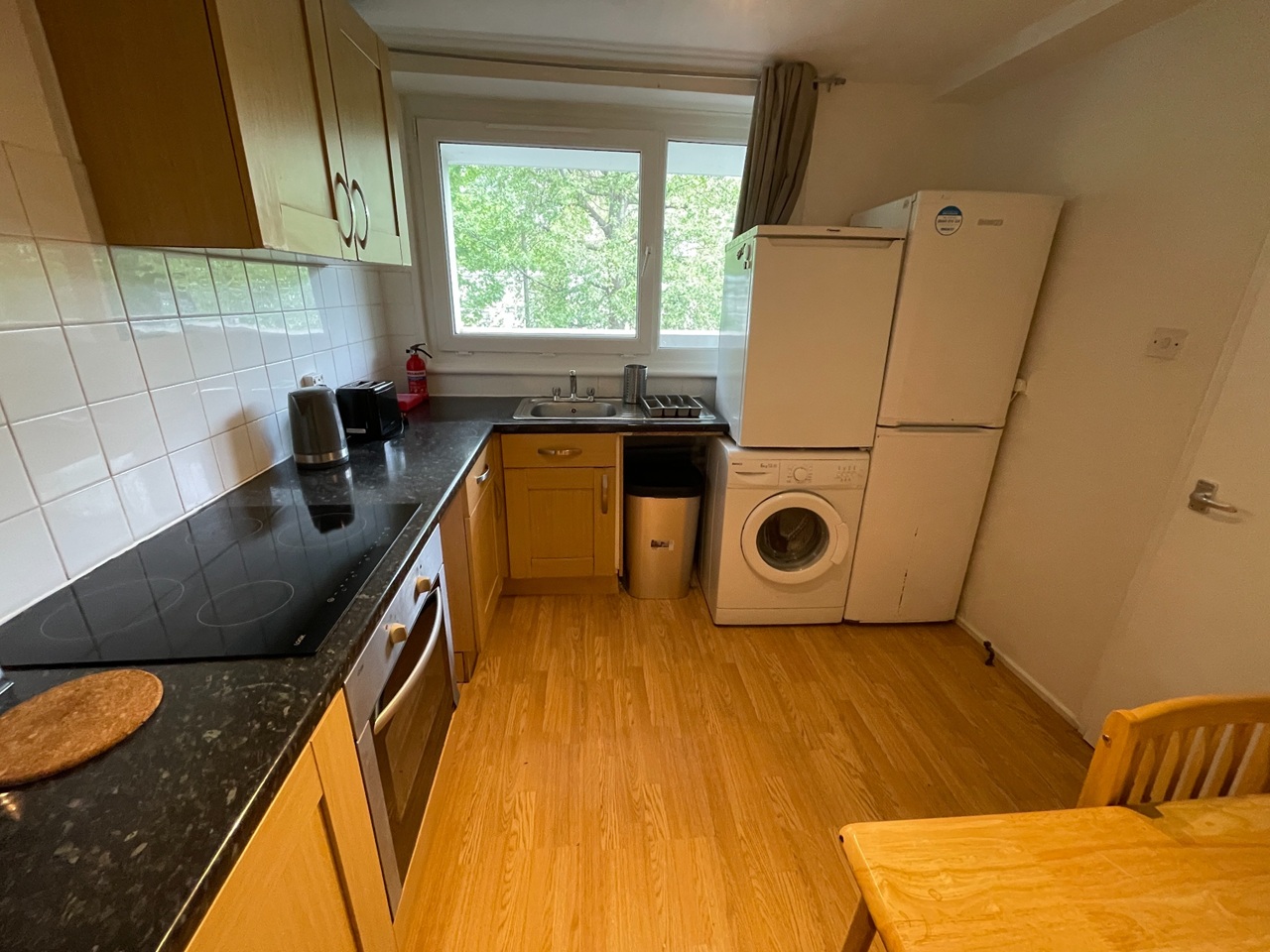 Additional image 8 of Room in a Shared Flat, Blomfield Court, SW11, N1 7GU