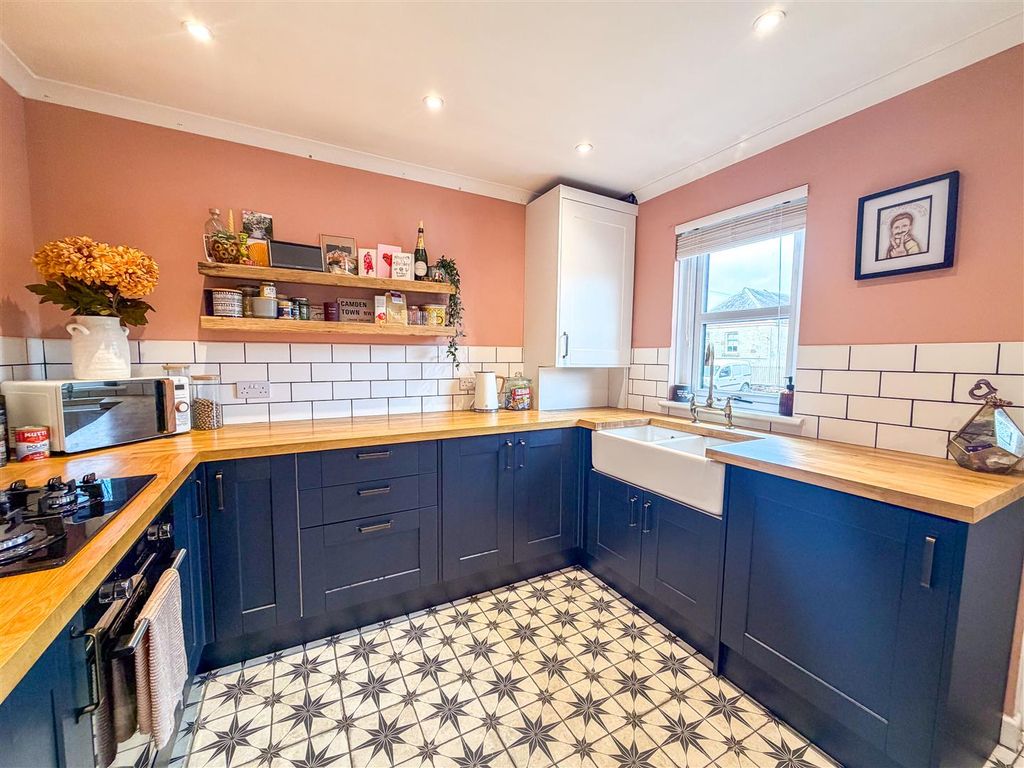 Additional image 3 of 3 bed terraced house for saleDunlop Place, Strathaven ML10