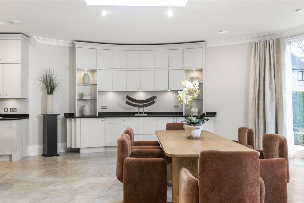 Additional image 6 of 7 bed detached house for salePriory Road, Sunningdale, Berkshire SL5