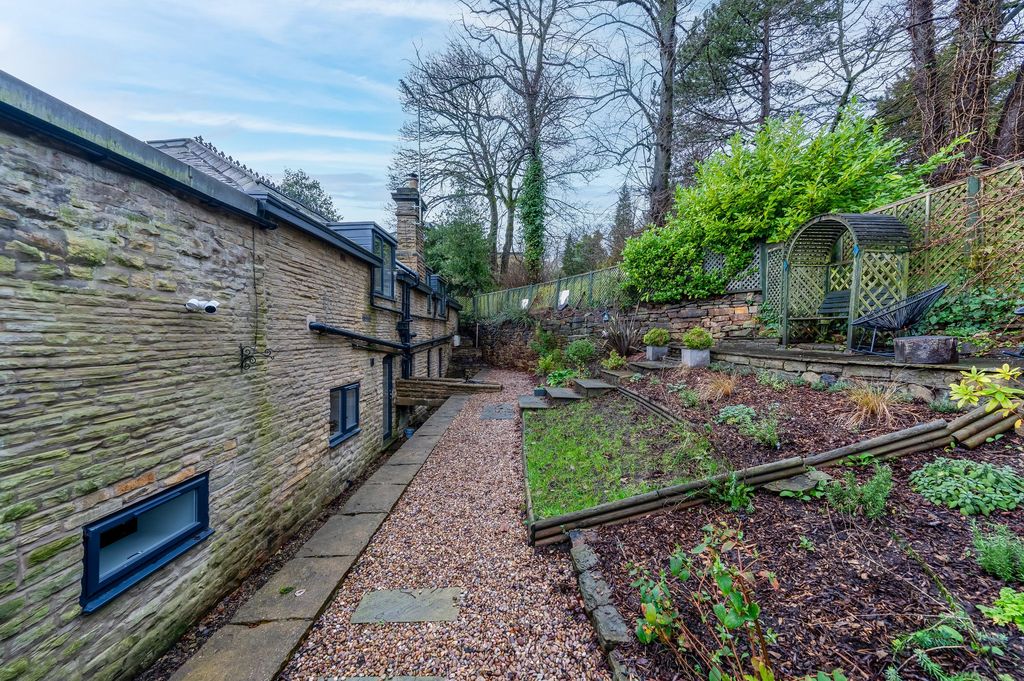 Additional image 43 of 4 bed detached house for saleManchester Road, Crosspool S10