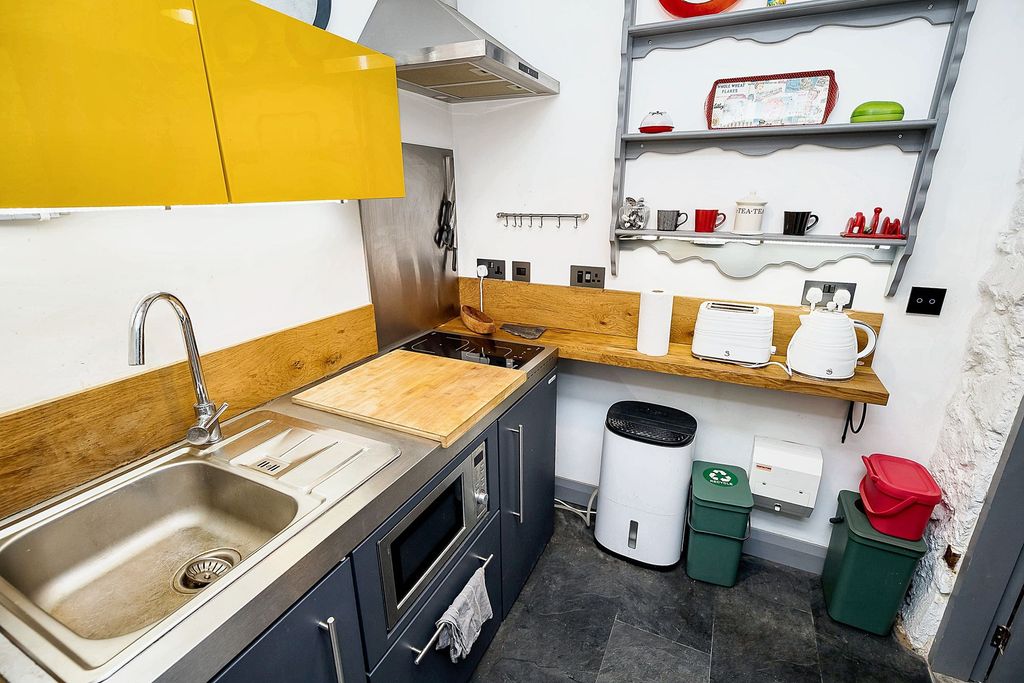 Additional image 14 of 5 bed semi-detached house for saleHigh Street, Conwy LL32