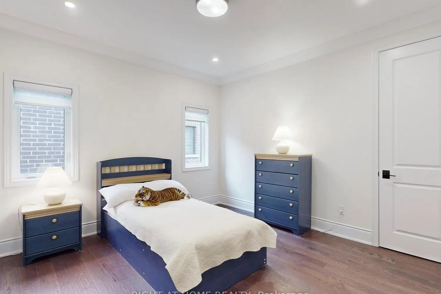 Additional image 11 of 216 Sunset Vista Court