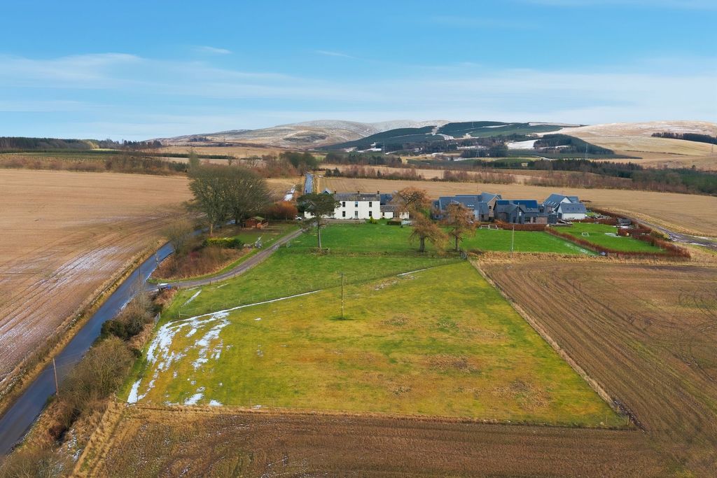 Additional image 29 of 4 bed property for saleStonehill Farmhouse, Dunblane FK15
