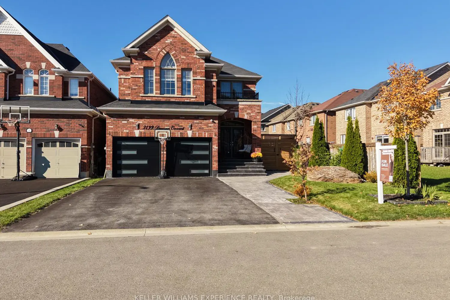 2199 Dawson Crescent