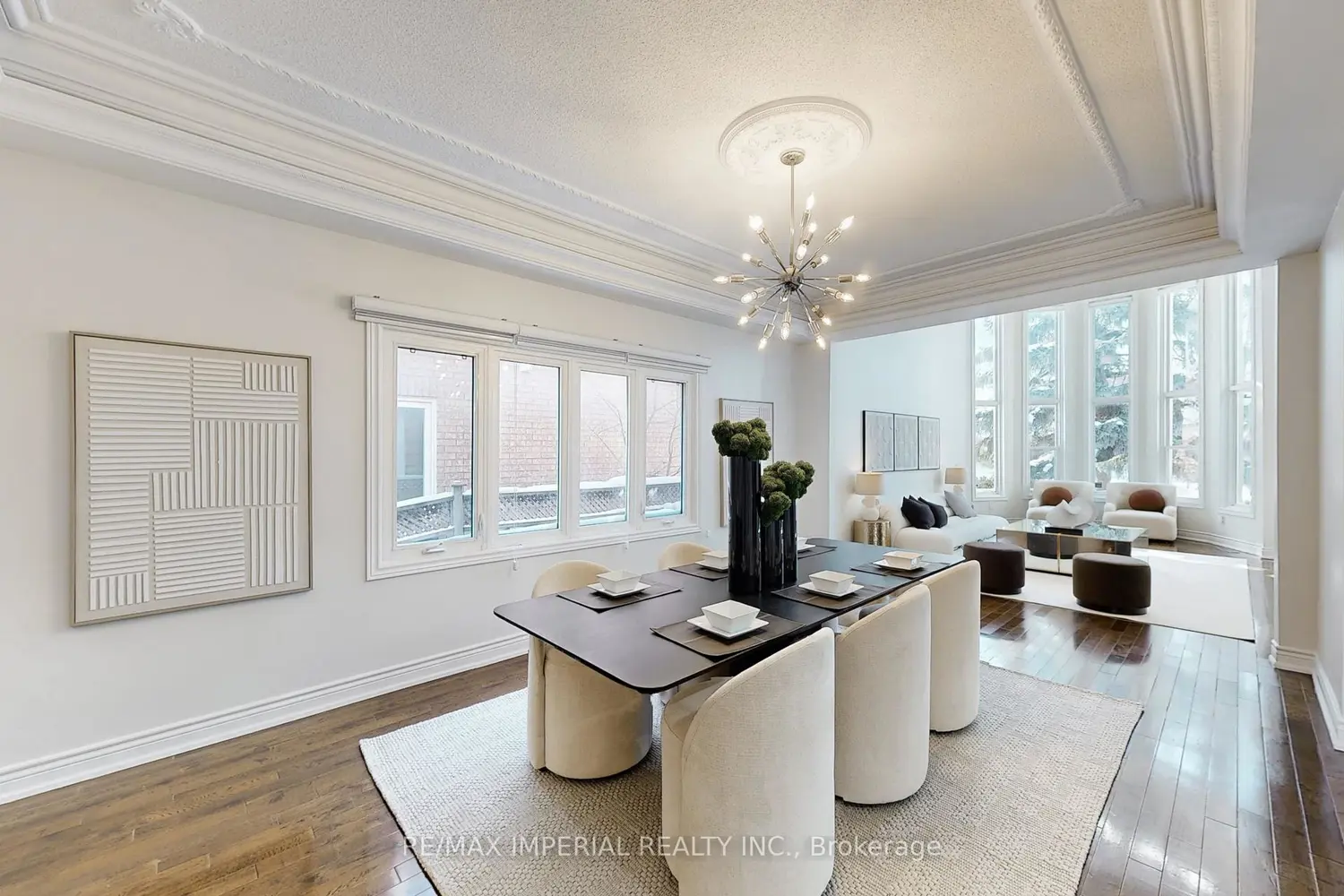 66 Hillhurst Drive photo 2