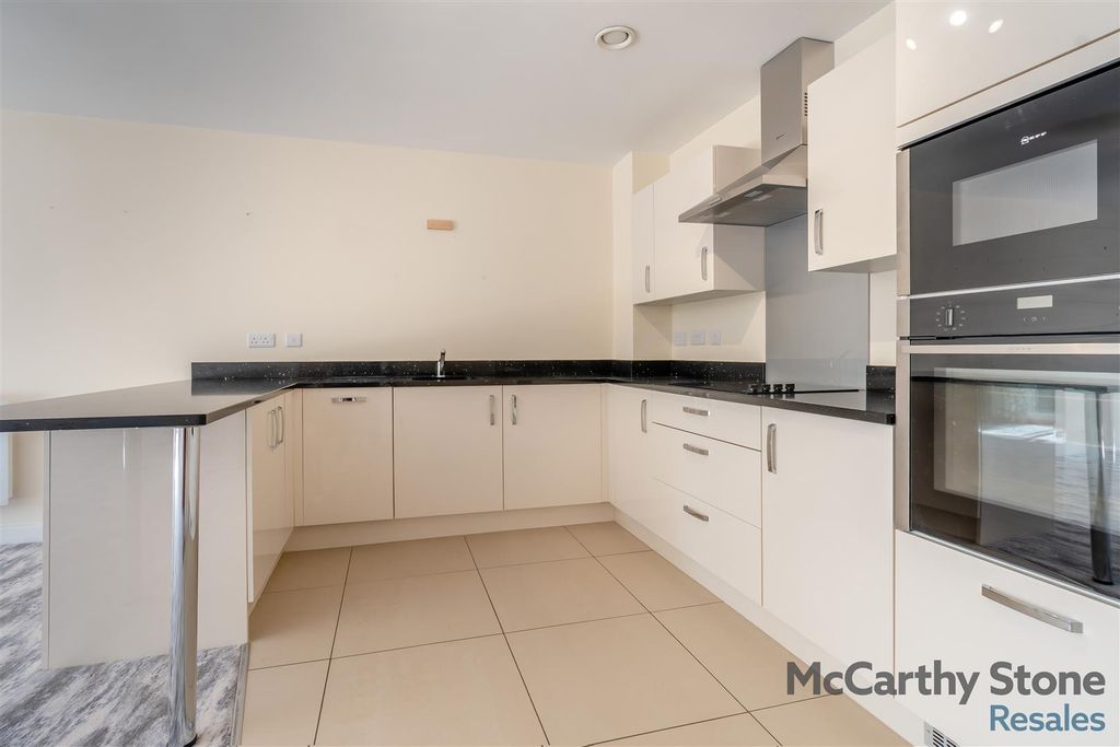 Additional image 4 of 2 bed flat for saleStapleton Court, Waller Grove, Swanland HU14