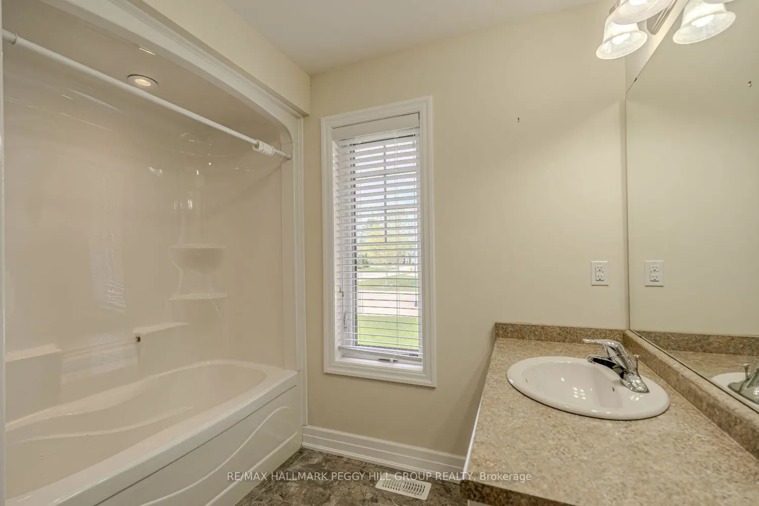 Additional image 12 of 10 Grew Crescent