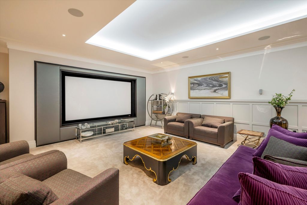Additional image 11 of 7 bed detached house for saleGolf Club Road, St George's Hill, Weybridge, Surrey KT13