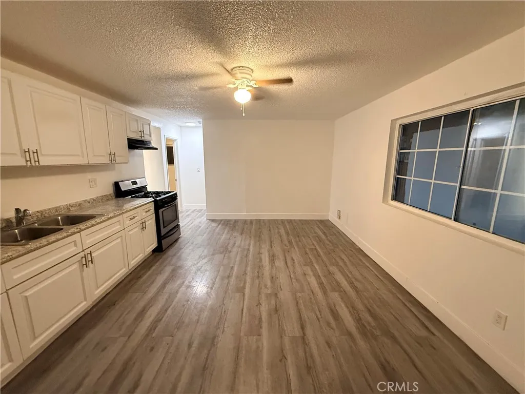 Additional image 11 of 1550 W 59th Place Unit 2, Los Angeles, CA 90047