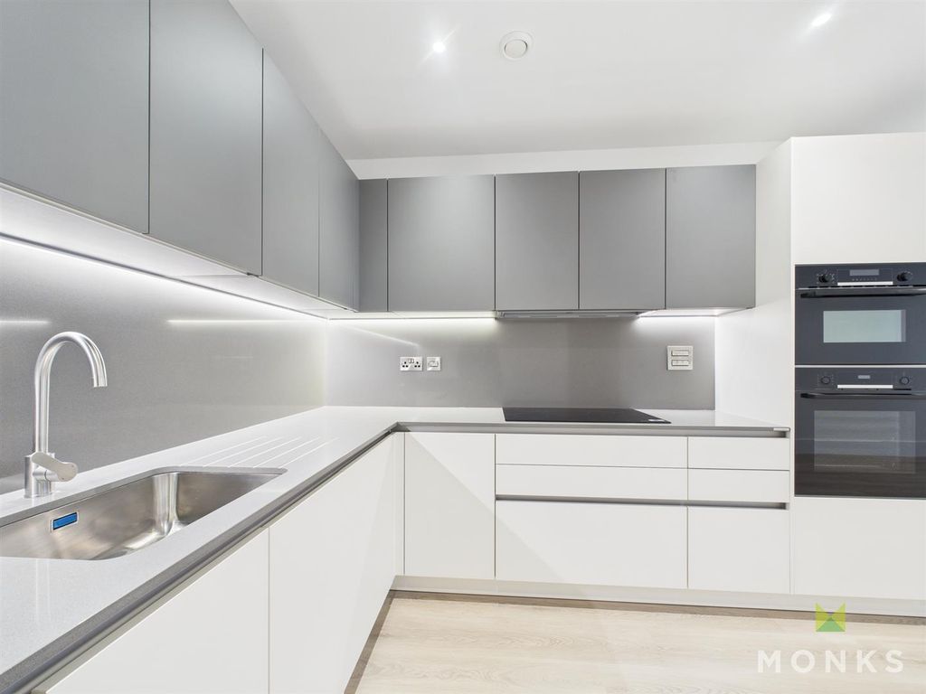 Additional image 6 of 2 bed flat for saleOld Coleham Court, Coleham, Shrewsbury SY3