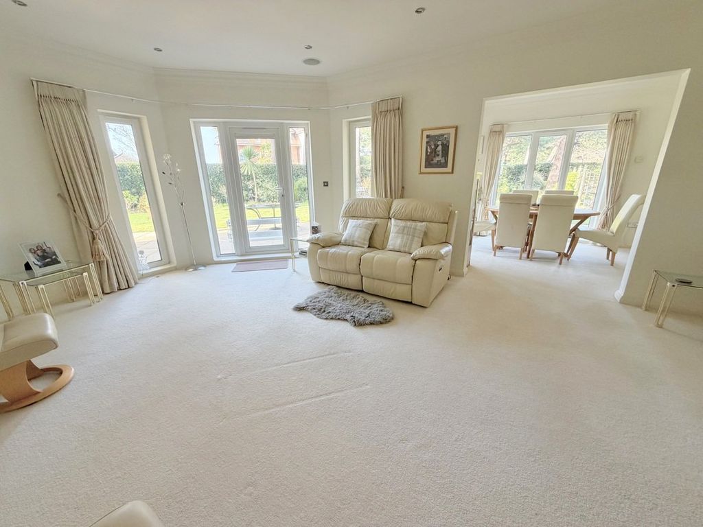 Additional image 3 of 3 bed flat for saleNairn Road, Canford Cliffs, Poole BH13