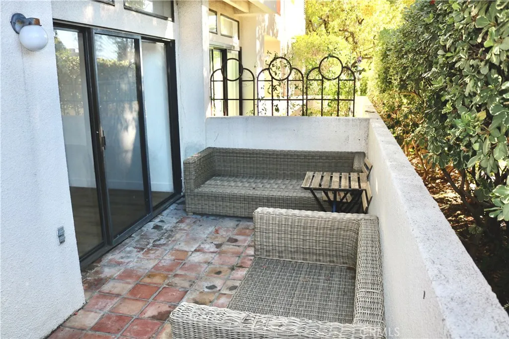 Additional image 4 of 747 E California Boulevard Unit 3, Pasadena, CA 91106