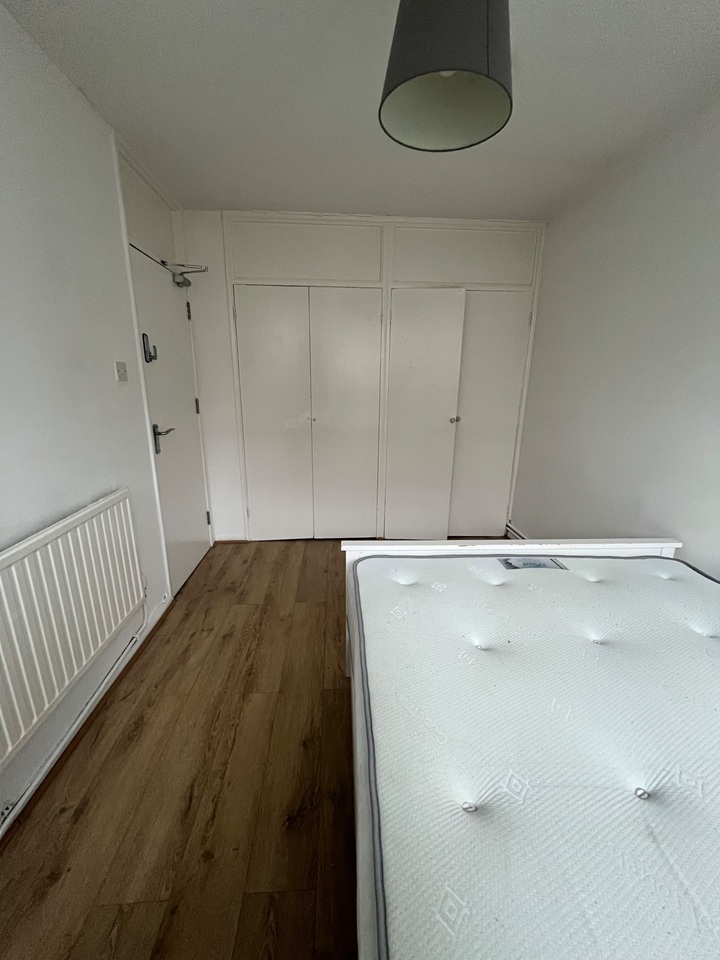Additional image 2 of Room in a Shared Flat, Stanswood Gardens, SE5, N1 7GU