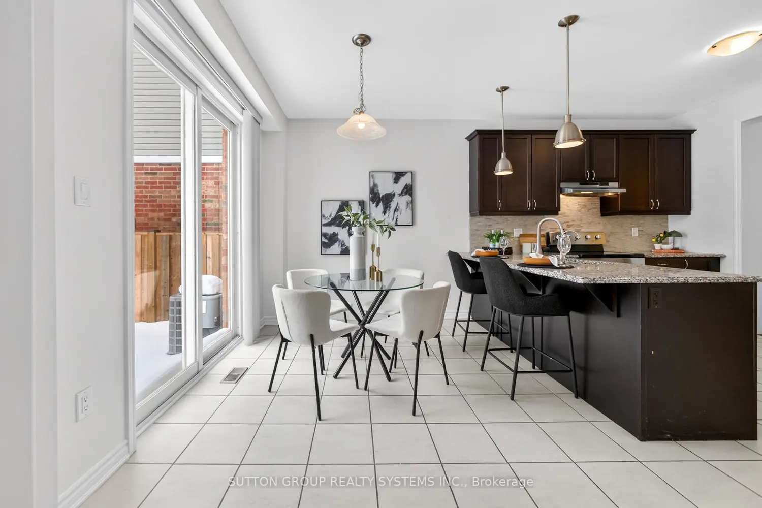 Additional image 6 of 693 Doon South Drive