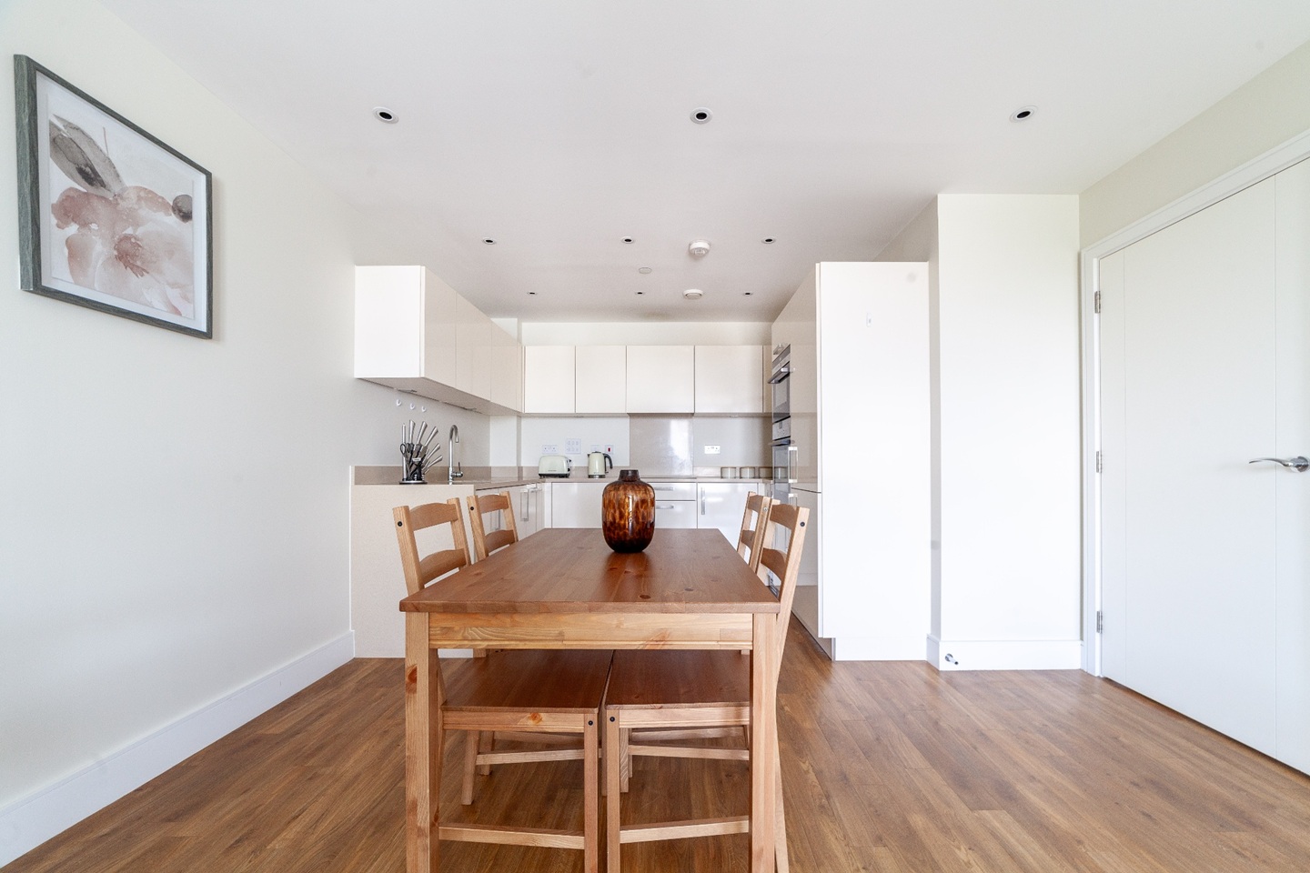 Additional image 4 of 2 Bed Flat, Queensland Road, N7, N1 7GU