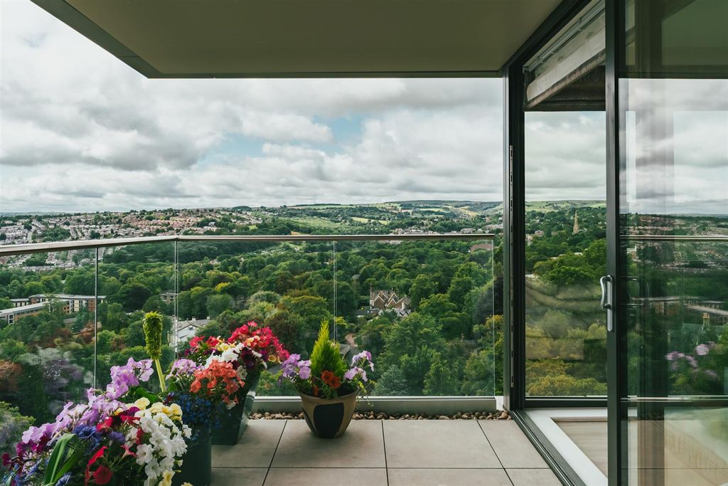 Additional image 2 of 2 bed flat for saleFulwood Road, Ranmoor, Sheffield S10